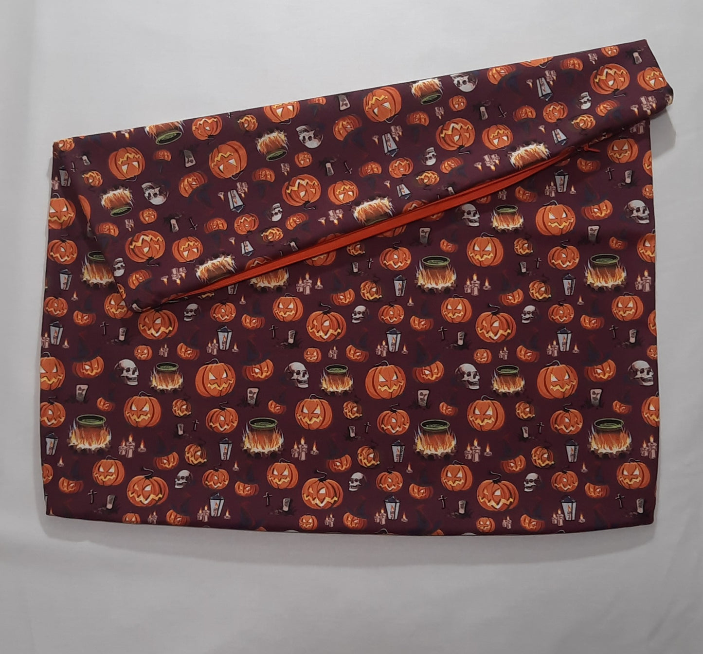 Pumpkin and skulls Halloween pattern front and back. Size: 18"x18"