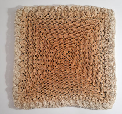 Crochet front pillow cover. Size: 18"x18"