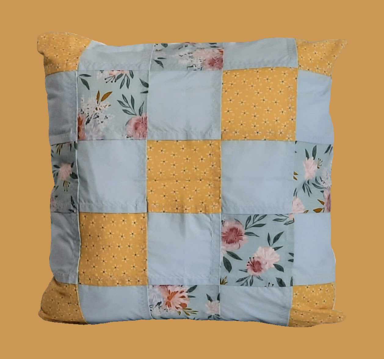 Patch work pillow cover. Size: 18"x18"