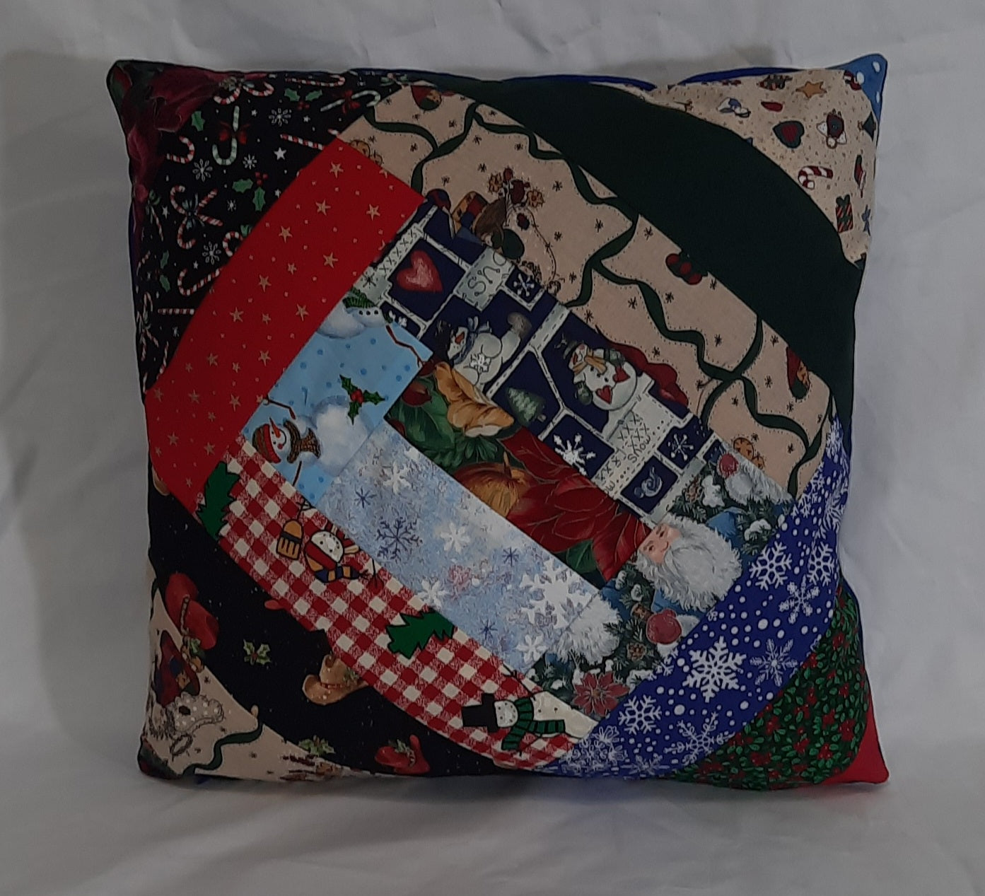 15"x15" Quilted Christmas Pillow