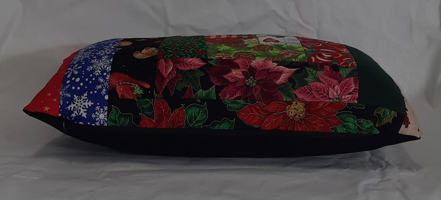 11"x17" Quilted Christmas Travel Pillow