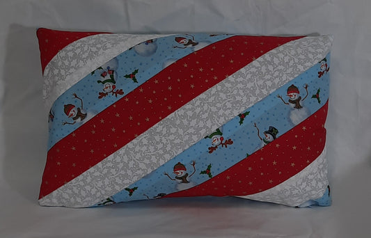 11"x17" Quilted Christmas Travel Pillow