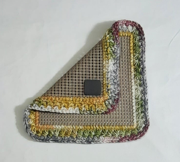 Jar Gripper with Magnet: Burgundy, Yellow and Green
