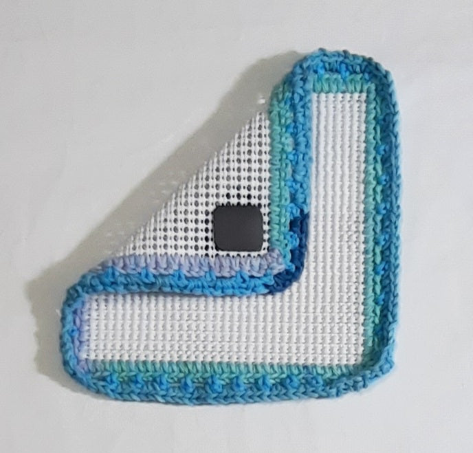 Jar Gripper with Magnet: Light Blue, Green and Purple/white